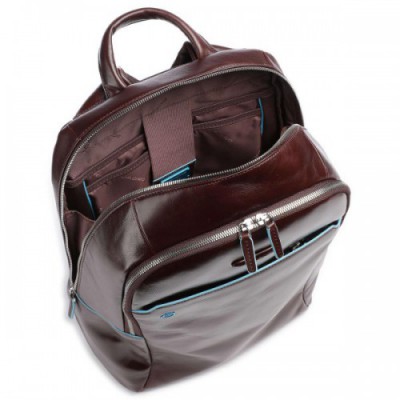 Piquadro Blue Square Laptop backpack 13″ grained cow leather mahogany