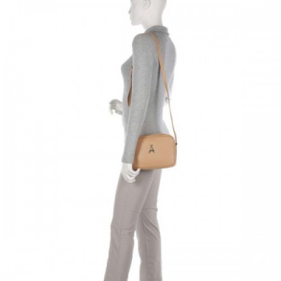 Patrizia Pepe Fly Crossbody bag grained calfskin beige