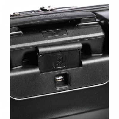 Victorinox Spectra 3.0 Exp Global Spinner (4 wheels) black 55 cm